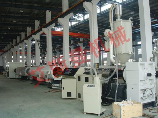 PE solid pipe production line