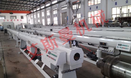 PE solid pipe production line